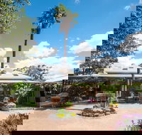 Boundary Farm - Darwin Holiday