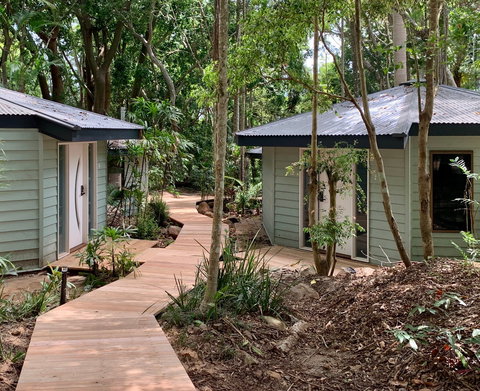 Clouds Mapleton - Darwin Holiday 0