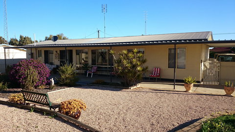 Cornwall House - Darwin Holiday 0