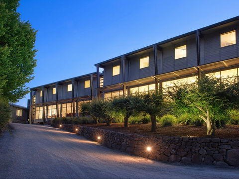 CountryPlace - Darwin Holiday 0