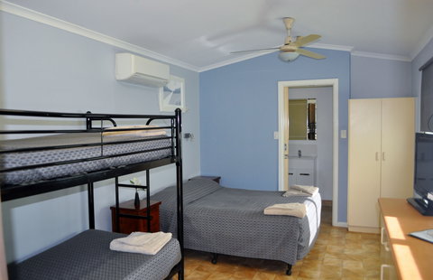 Daly Waters Historic Pub - Darwin Holiday 2