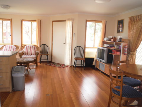 East End Tranquility - Darwin Holiday 2