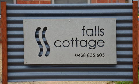 Falls Cottage Whitfield - Darwin Holiday 0