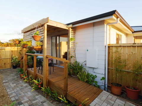 Gumnut Getaway - Couples Creative Art Retreat - Darwin Holiday 2