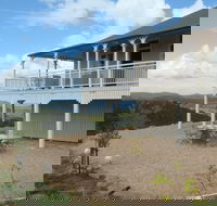 Hilly Ridge - Darwin Holiday