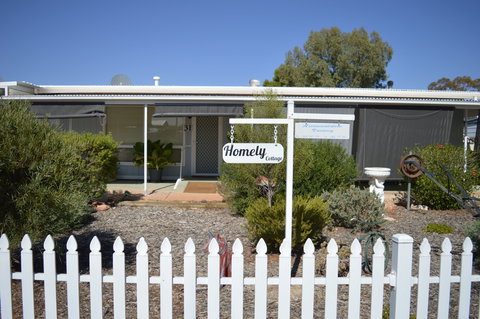 Homely Cottage - Darwin Holiday 1