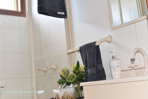 Kames Cottages - Darwin Holiday 2