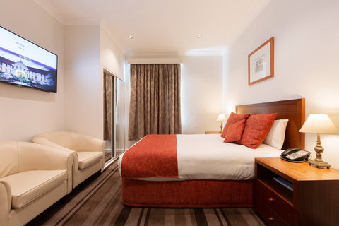 Mercure Canberra - Darwin Holiday 0