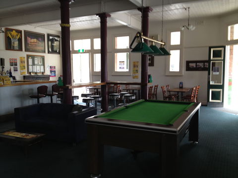 Neath Hotel - Darwin Holiday 1