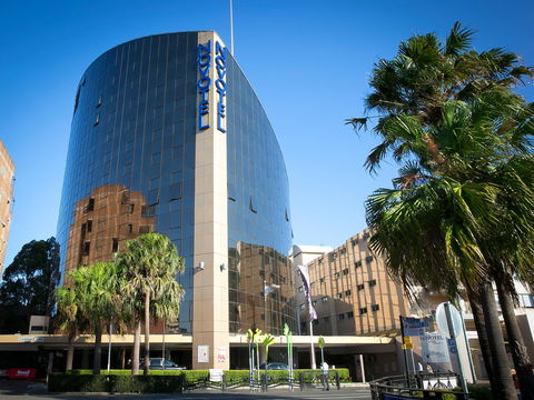 Novotel Sydney Parramatta - Darwin Holiday 0