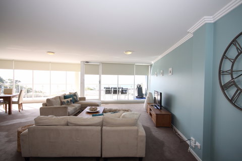 Oasis 11 - Darwin Holiday 2