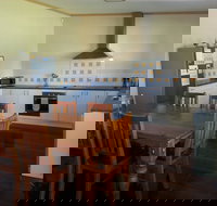 Phoenix Cottage - Darwin Holiday