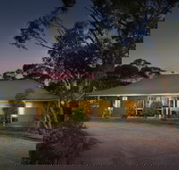 Riverbush Cottages - Darwin Holiday