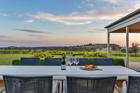 Simon Tolley Lodge - Darwin Holiday 2