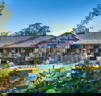 Stoneleigh Cottage Bed and Breakfast