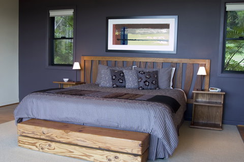 The Heavens Mountain Escape - Darwin Holiday 0