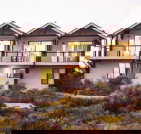 The Lookout - Darwin Holiday