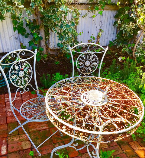 3 Divas Accommodation - The Moscato Cottage - Darwin Holiday 2