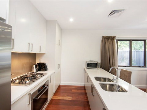 Abode Apartments Albury - Darwin Holiday 2