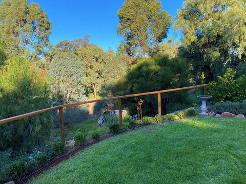 Adagio In Auburn - Darwin Holiday 2