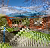 Ampleforth East - Darwin Holiday