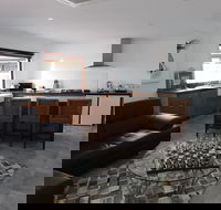 Animal Land Farm Stay - Darwin Holiday