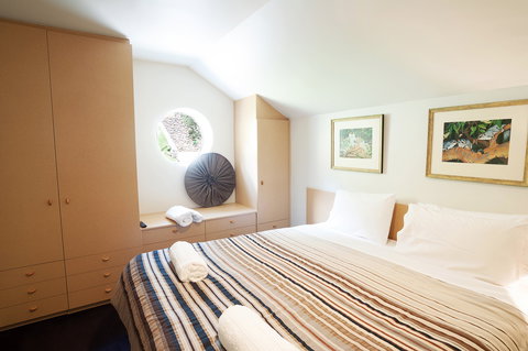 Aspect 2a - Darwin Holiday 1