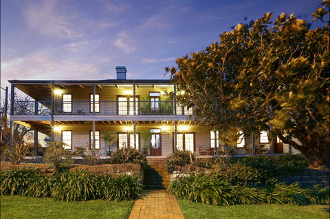 Bellevue Accommodation (The Bellevue Kiama) - Darwin Holiday 0