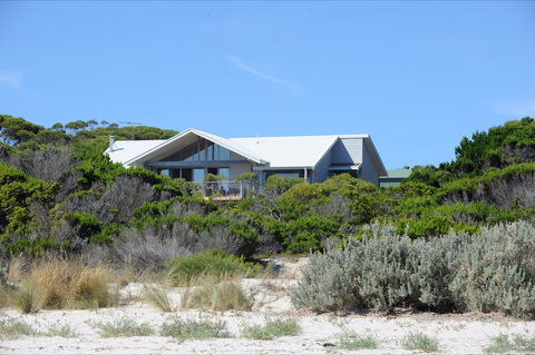 Cassini Beach House - Darwin Holiday 0