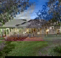 Cottage Retreat/Shady Cottage - Darwin Holiday