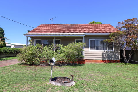 Driftwood At Blacksmiths - Darwin Holiday 0