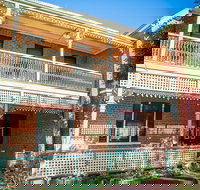 Grenfell Hall - Darwin Holiday