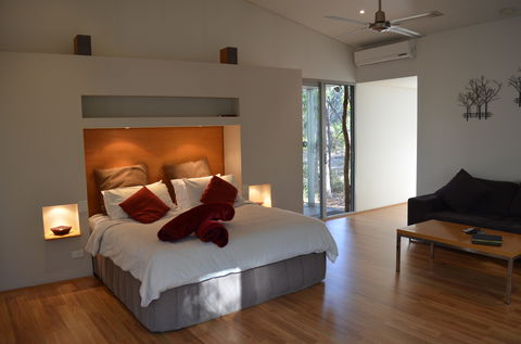Hidden Valley Forest Retreat - Darwin Holiday 2