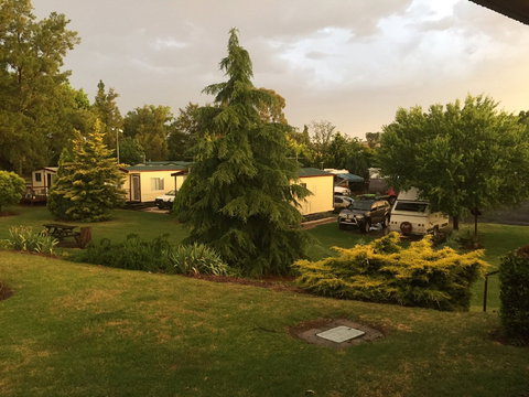 Inverell Caravan Park - Darwin Holiday 1