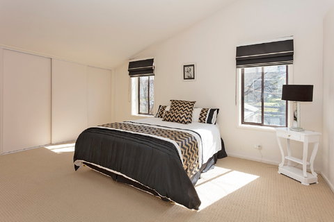 Marilyn's  Place - Darwin Holiday 1