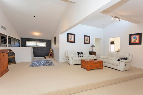 Marilyn's  Place - Darwin Holiday 2