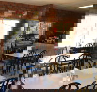 Mataranka Roadhouse and Cabins - Darwin Holiday