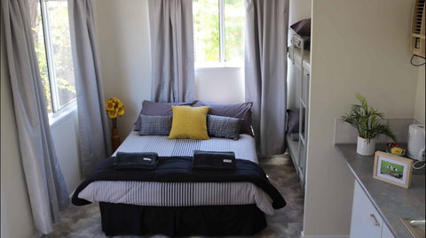 Mataranka Roadhouse And Cabins - Darwin Holiday 2