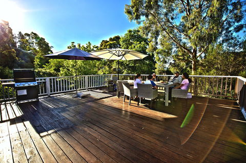 Namaste - Darwin Holiday 0