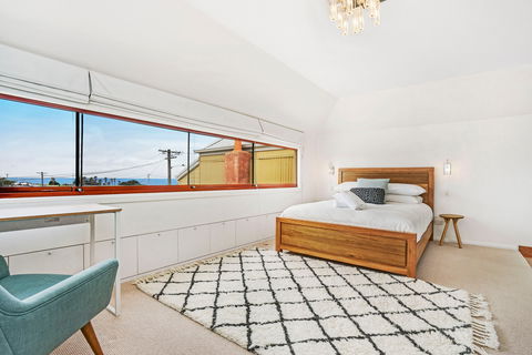Newcastle Executive Homes - Oceanview Terrace - Darwin Holiday 0