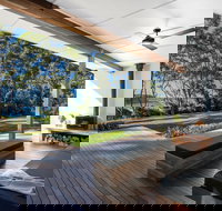 Pebbly Beach Escape - Darwin Holiday