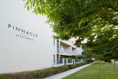 Pinnacle Apartments - Darwin Holiday 0