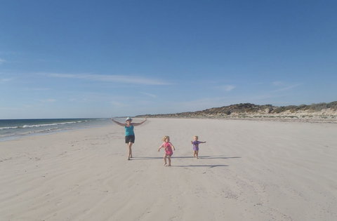 Port Victoria Oval Camping Site - Darwin Holiday 1