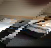 Red Cedar Motel Muswellbrook - Darwin Holiday