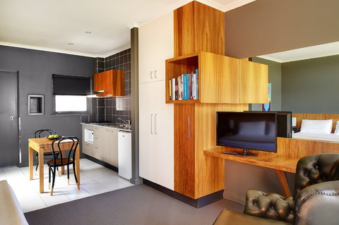 Riverview Hotel - Darwin Holiday 1