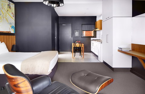 Riverview Hotel - Darwin Holiday 2