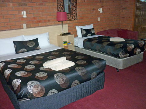 Shannon Motor Inn - Darwin Holiday 2