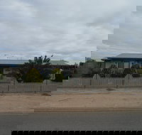 Shore is Nice - Darwin Holiday