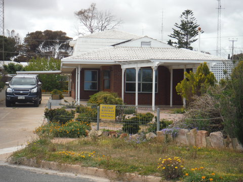 Shore Times - Darwin Holiday 1