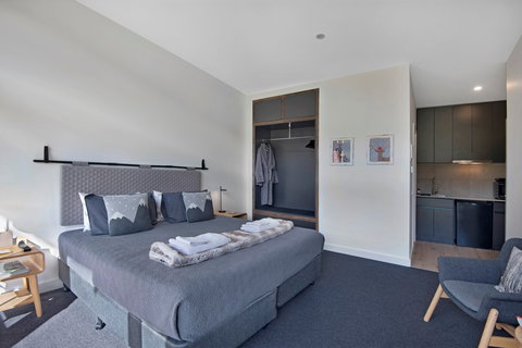 Snohus Two - Darwin Holiday 2